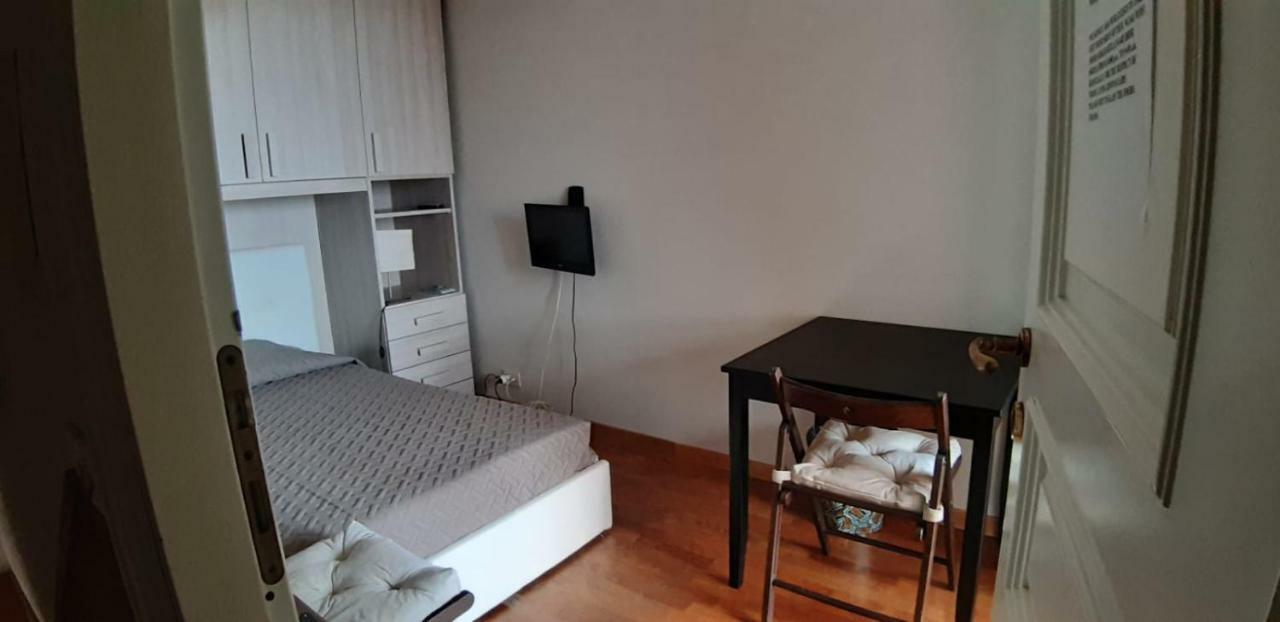 안치오 르 닌페 베드 앤드 블랙퍼스트 B&B 외부 사진